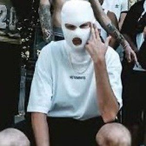 Meet your Posher, Edith